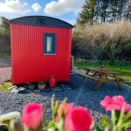 Stepping Stones Glamping Little Red