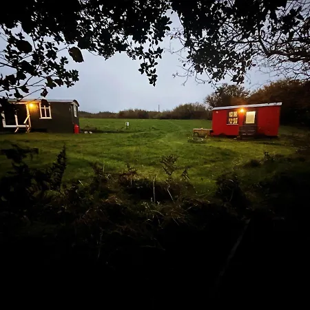 Stepping Stones Glamping Little Red Luxe tent