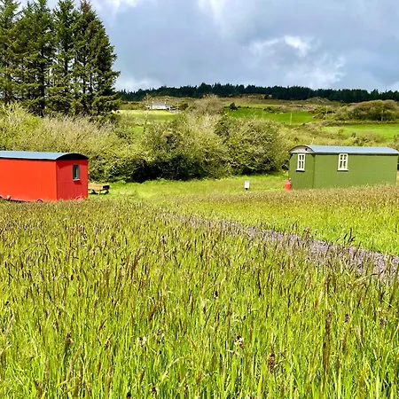 Stepping Stones Glamping Little Red *